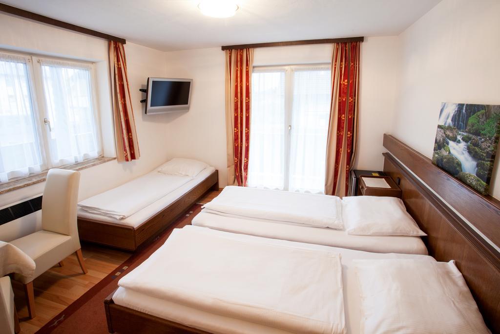 Gaestehaus Sunkler Golling an der Salzach Oda fotoğraf